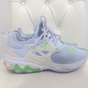 Nike React Presto Shoes Half (white/green) WOMENS
